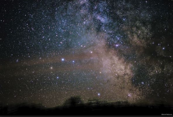 Milky way pic by Sky and Telescope.JPG